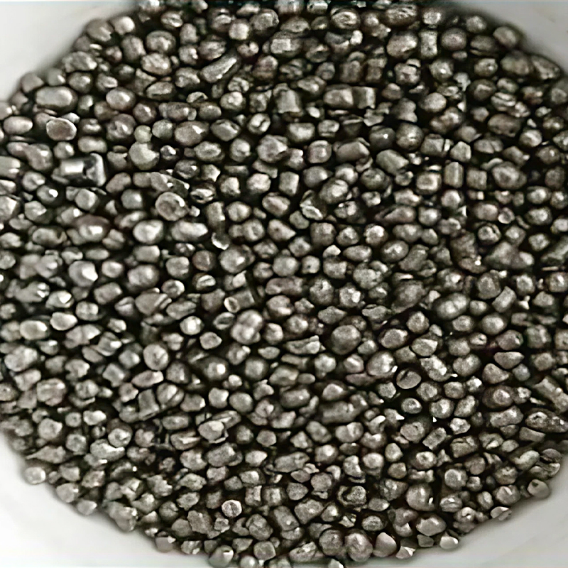 How does Steel Maru improve casting surface cleaning efficiency and achieve efficient descaling?